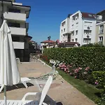 лесо-зара студио Apartment Rawda