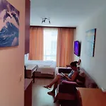 лесо-зара студио Apartament *