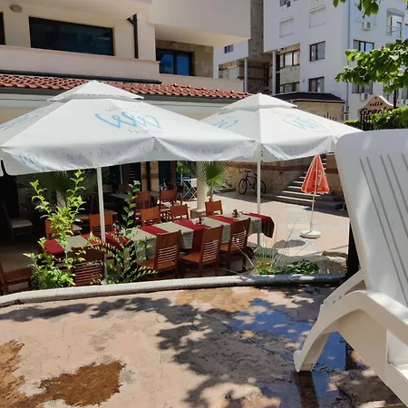 лесо-зара студио Apartament