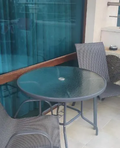 лесо-зара студио Apartment *